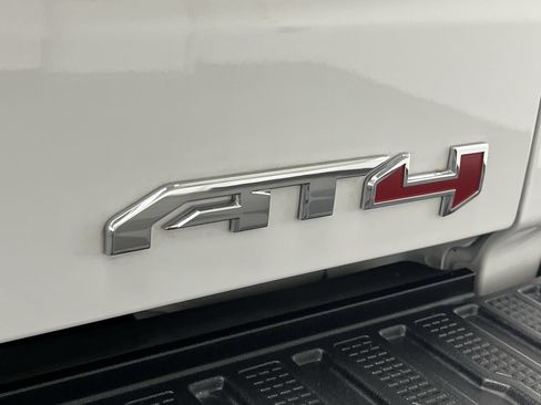 Used 2023 GMC Sierra 1500 AT4 w/ Technology Package AWD/4WD image 37