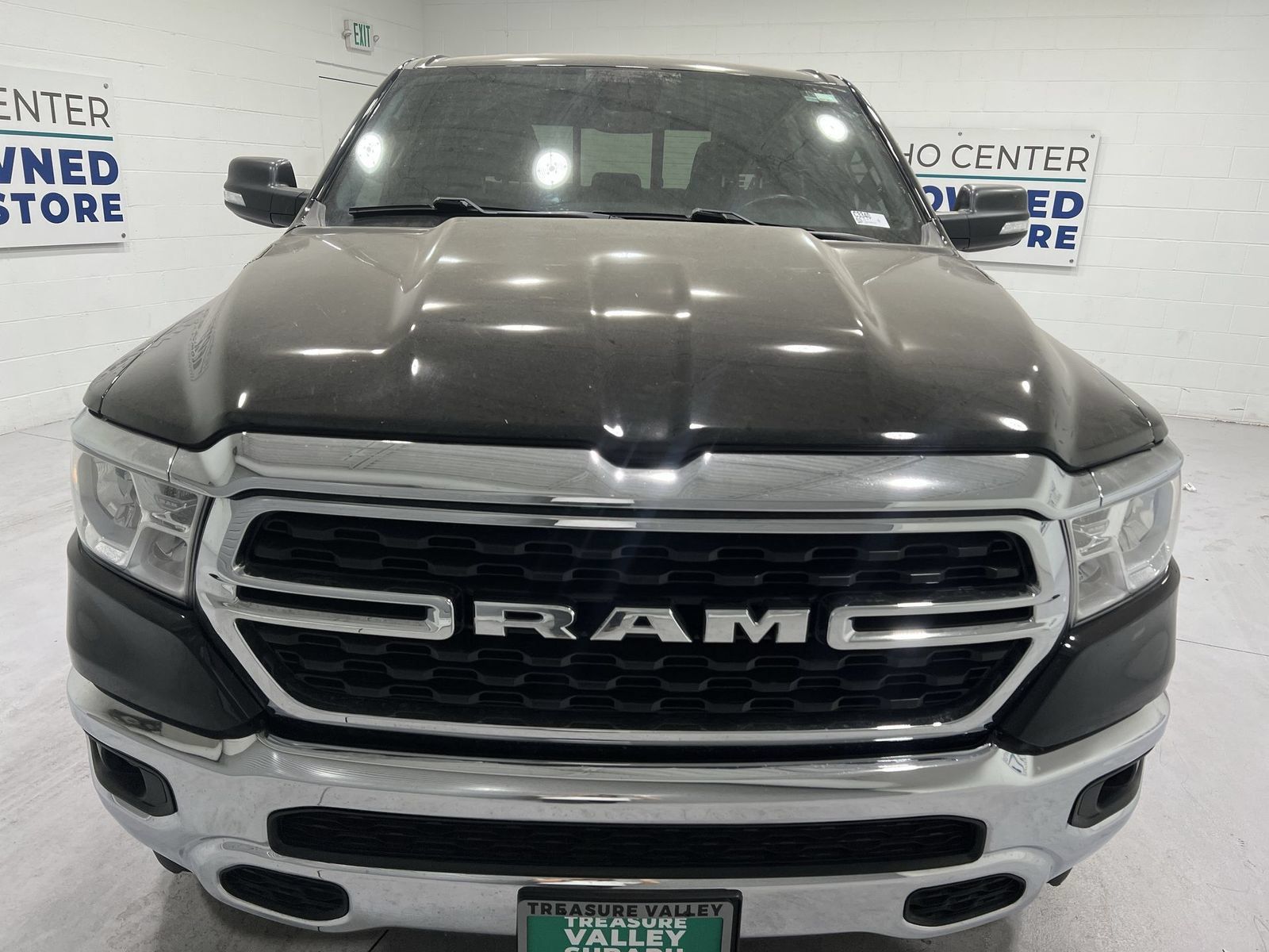 Used 2022 RAM 1500 Big Horn AWD/4WD image 3