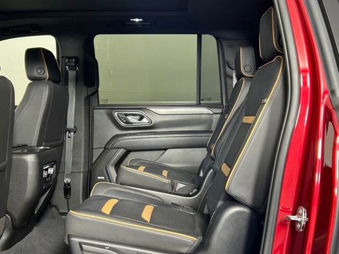 Used 2023 GMC Yukon XL AT4 w/ Technology Package image 19