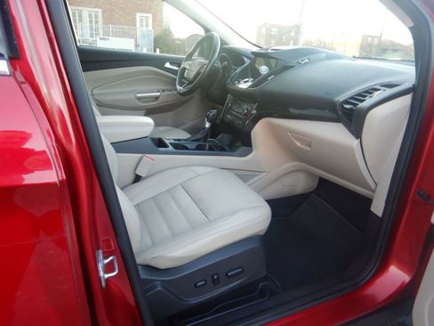 Used 2017 Ford Escape Titanium w/ Equipment Group 301A image 19