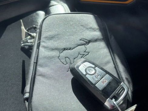 Used 2022 Ford Bronco Badlands image 34