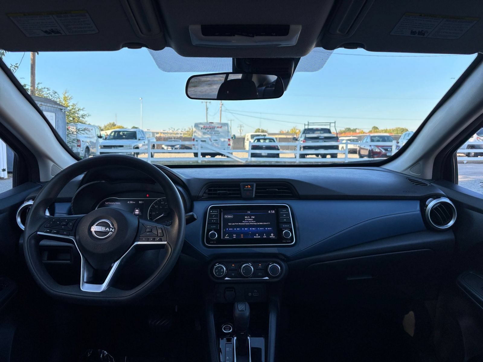 Used 2025 Nissan Versa SV FWD image 30