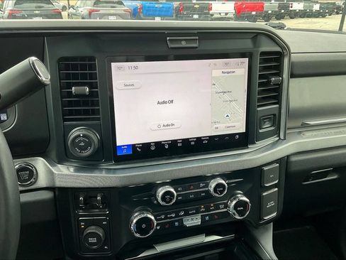 Used 2025 Ford F450 Platinum AWD/4WD image 13