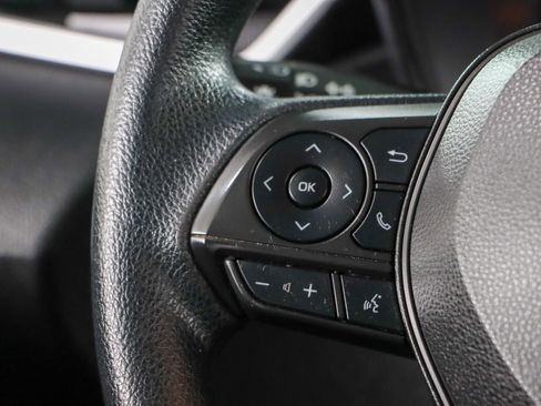 Used 2022 Toyota Corolla LE FWD image 13