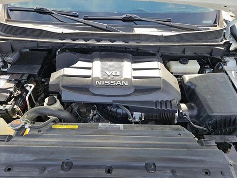 Used 2018 Nissan Titan PRO-4X w/ Pro-4x Convenience Package image 22