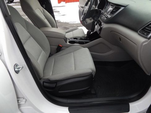Used 2016 Hyundai Tucson SE w/ Option Group 02 image 20