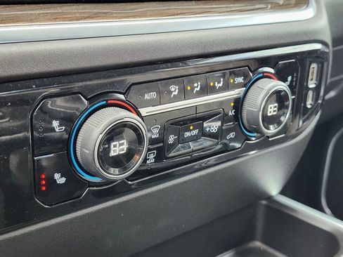 Used 2022 Chevrolet Silverado 1500 RST image 20