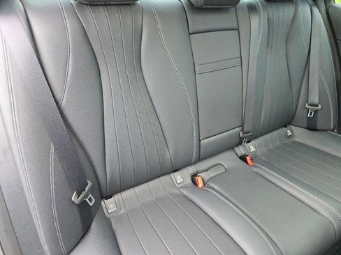 Certified 2022 Mercedes-Benz E 350 4MATIC Sedan image 21