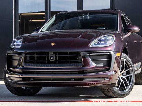 Certified 2026 Porsche Macan AWD/4WD image 7