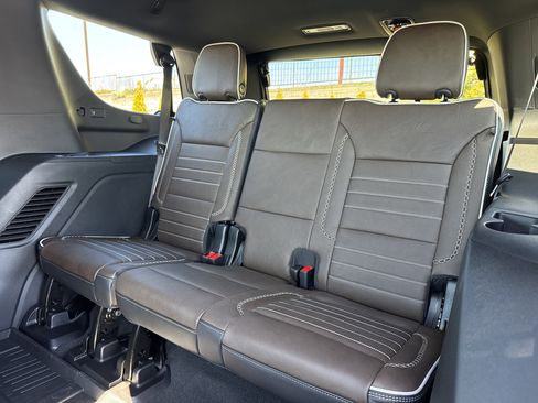 Used 2026 GMC Yukon Denali Ultimate w/ LPO, Floor Liner Package image 34