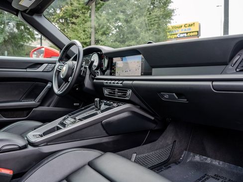 Used 2024 Porsche 911 Carrera image 23