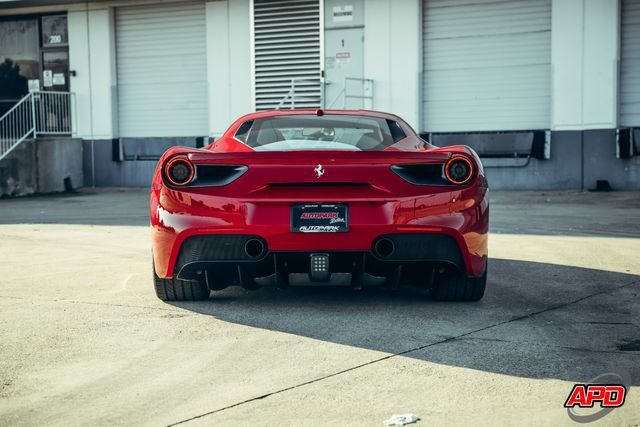 Used 2018 Ferrari 488 GTB RWD image 15