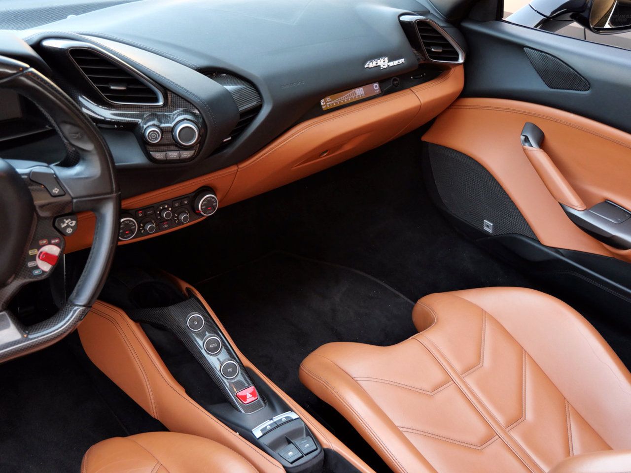 Used 2018 Ferrari 488 Spider RWD image 18
