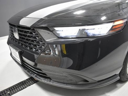 Used 2025 Honda Accord LX image 11