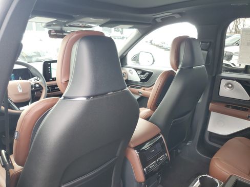 New 2026 Lincoln Aviator Reserve AWD/4WD image 24