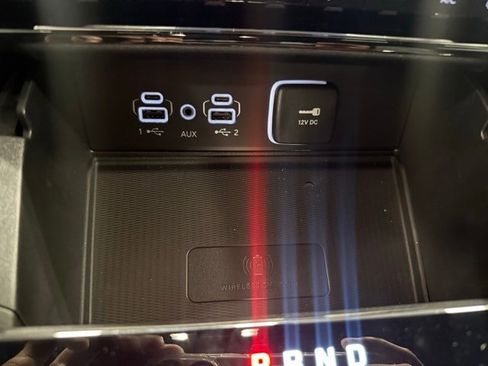 New 2025 Jeep Grand Cherokee Laredo w/ Luxury Tech Group I image 9