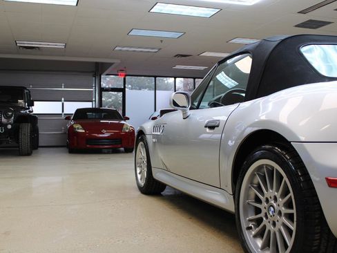 Used 2002 BMW Z3 3.0i image 11