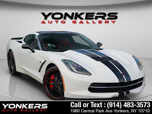 Used 2015 Chevrolet Corvette Stingray Coupe w/ Pacific Design Package image 11
