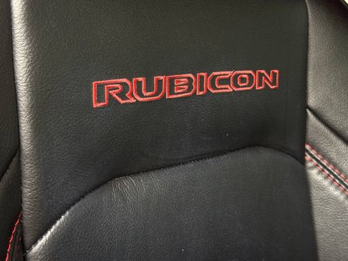 Used 2021 Jeep Wrangler Unlimited Rubicon AWD/4WD image 43