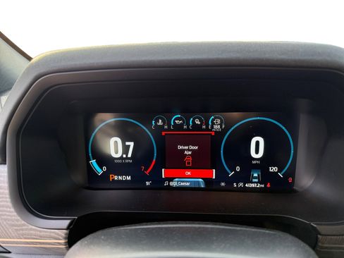 Used 2023 Ford F150 Platinum w/ Equipment Group 701A High image 11