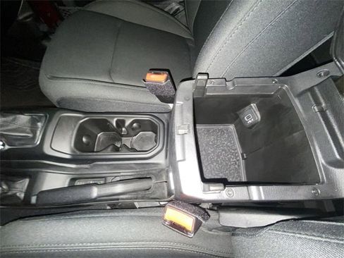 Used 2021 Jeep Gladiator Willys image 20