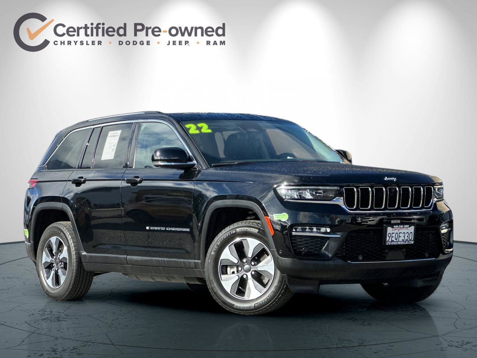 Used 2022 Jeep Grand Cherokee Limited 4xe w/ Luxury Tech Group II AWD/4WD image 2