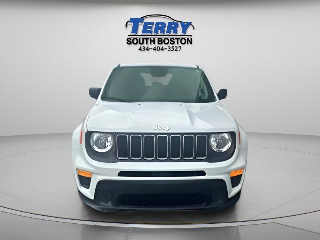 Used 2023 Jeep Renegade Latitude AWD/4WD image 2