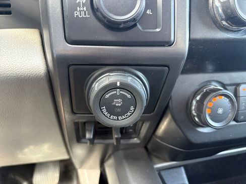 Used 2020 Ford F150 XLT w/ Equipment Group 302A Luxury AWD/4WD image 25