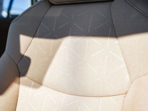 New 2025 Toyota RAV4 XLE image 28