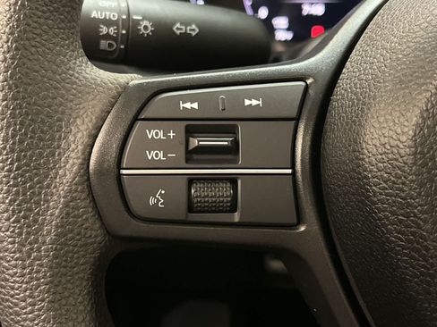 Certified 2025 Honda Accord SE image 12