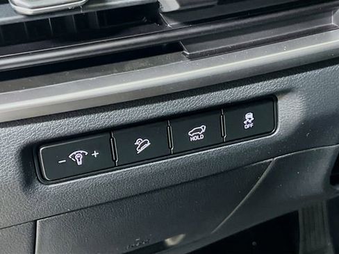 New 2025 Kia Telluride S image 10