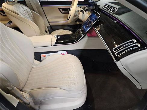 Used 2022 Mercedes-Benz S 500 4MATIC image 22