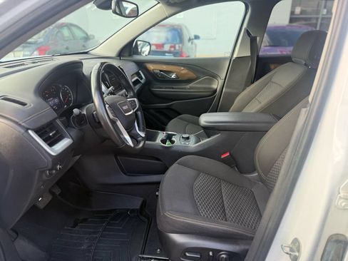 Used 2021 GMC Terrain SLE w/ Driver Convenience Package AWD/4WD image 16