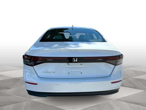 Used 2023 Honda Accord LX image 7