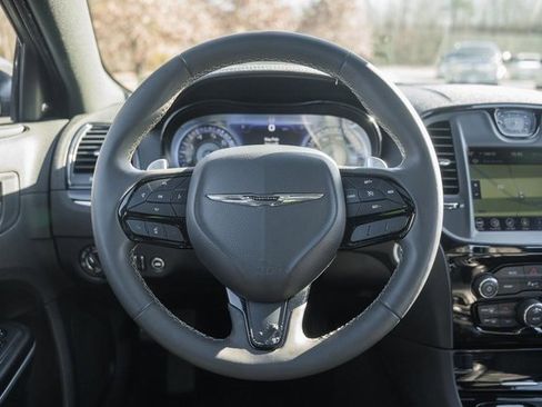 Used 2023 Chrysler 300 S image 38