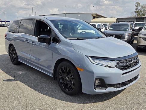 Used 2025 Honda Odyssey Sport-L image 18