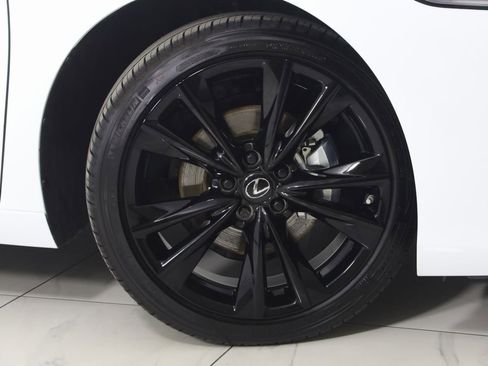 Used 2025 Lexus ES 300h F Sport w/ Accessory Package (Z1) image 15