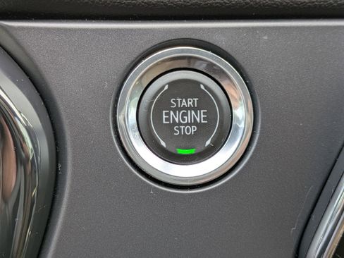 Used 2020 Chevrolet Blazer Premier w/ Driver Confidence II Package image 26