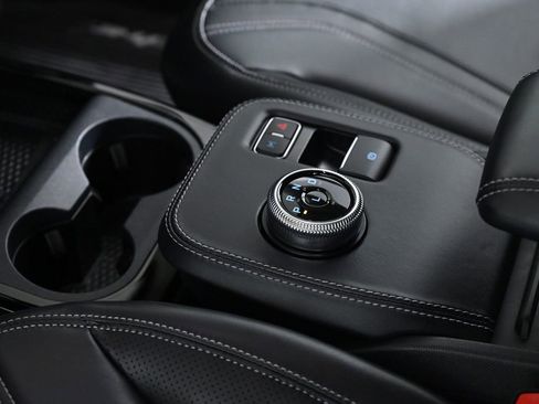 Used 2024 Ford Mustang Mach-E Premium image 22