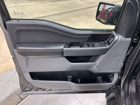 Certified 2021 Ford F150 XLT w/ Equipment Group 302A High image 15