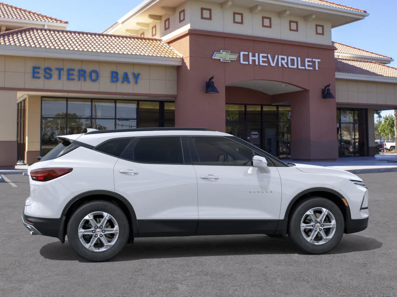 New 2026 Chevrolet Blazer LT w/ Sound & Technology Package FWD image 5