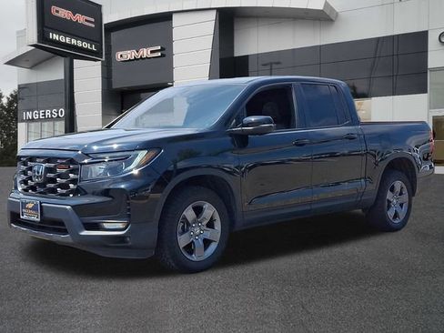 Used 2025 Honda Ridgeline TrailSport image 31