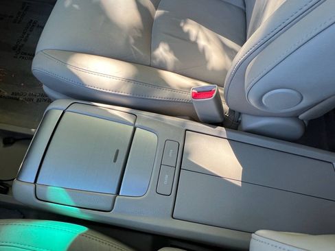 Used 2006 Lexus RX 400h AWD image 34