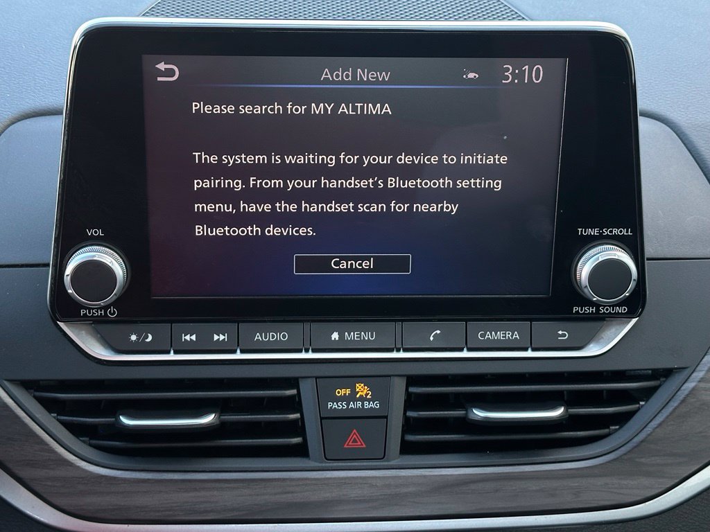 Used 2025 Nissan Altima 2.5 SV FWD image 24
