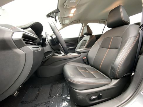 Used 2022 Nissan Altima 2.5 SR image 11