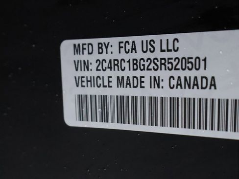 Used 2025 Chrysler Pacifica Select image 50