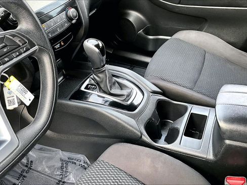 Used 2019 Nissan Rogue Sport S FWD image 18
