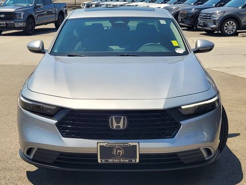 Used 2023 Honda Accord EX image 2