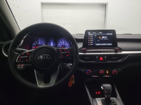 Used 2021 Kia Forte LXS FWD image 22