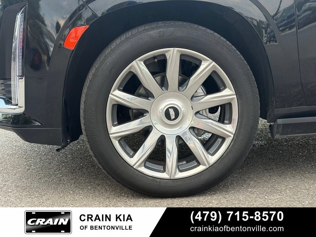Used 2023 Cadillac Escalade Premium Luxury Platinum w/ LPO, Floor Liner Package AWD/4WD image 35